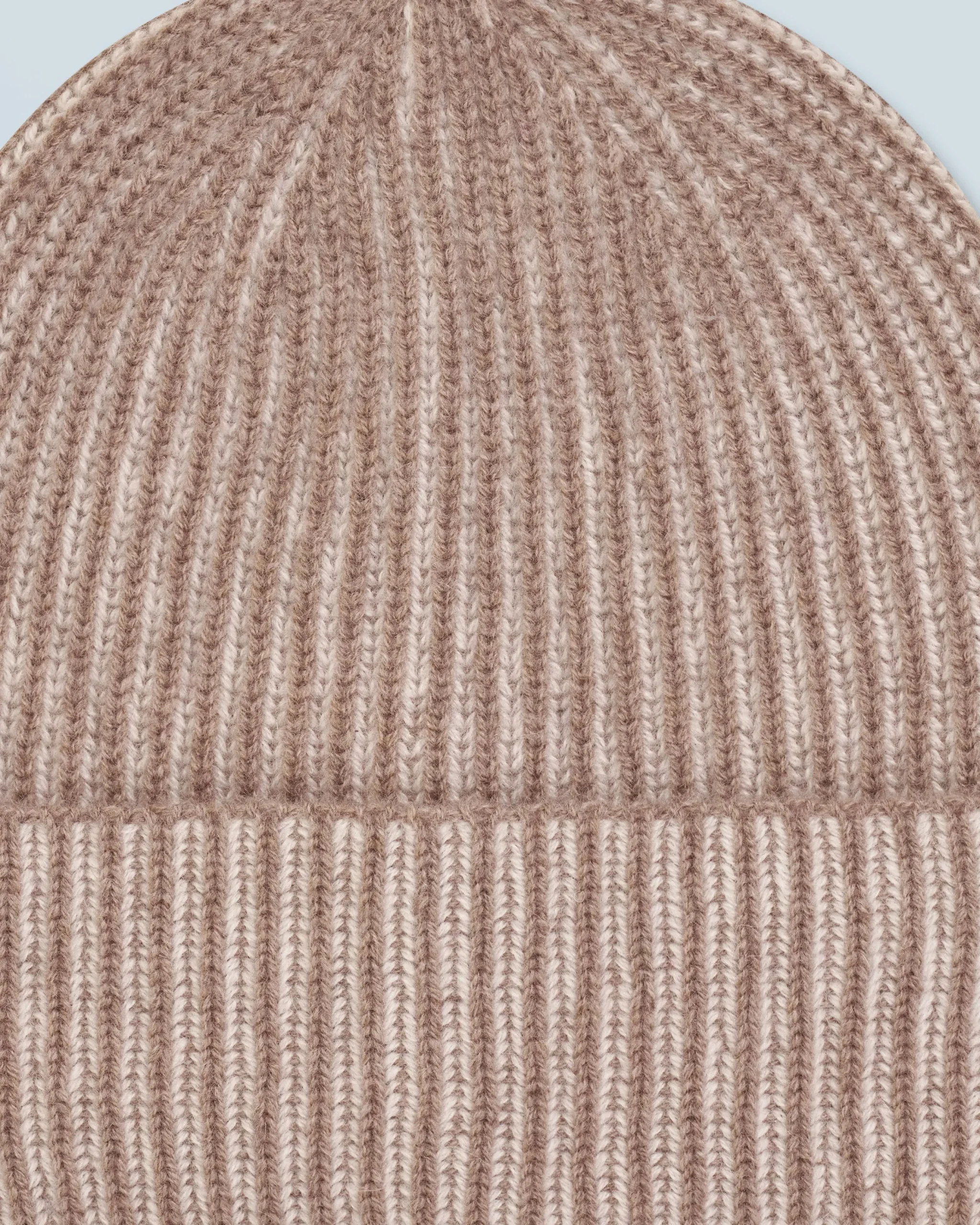 bonnet__revers_1.webp Bonnet à Revers^FROM FUTURE Store