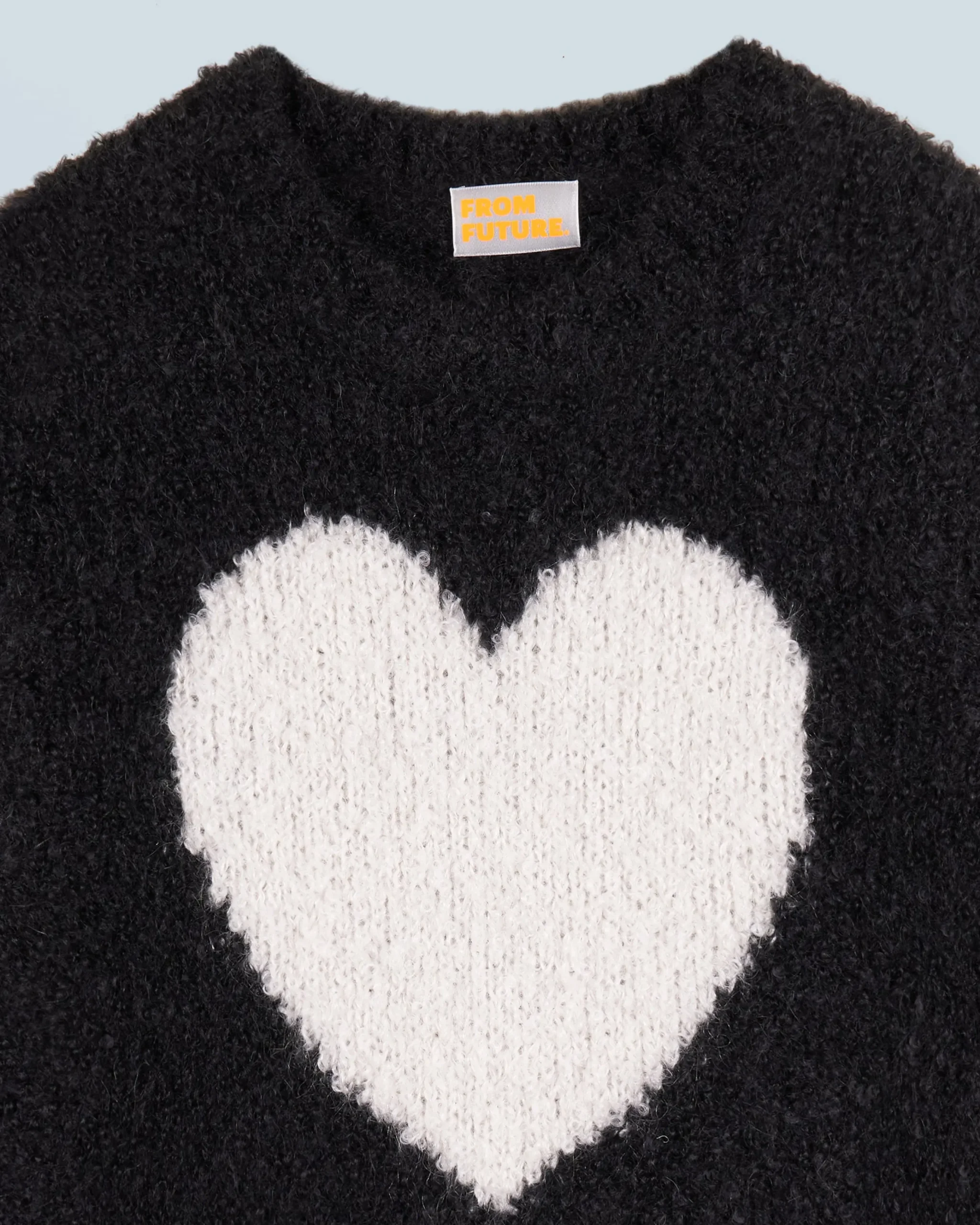 pull_col_rond_coeur_3.webp Pull Col Rond Coeur^FROM FUTURE Hot