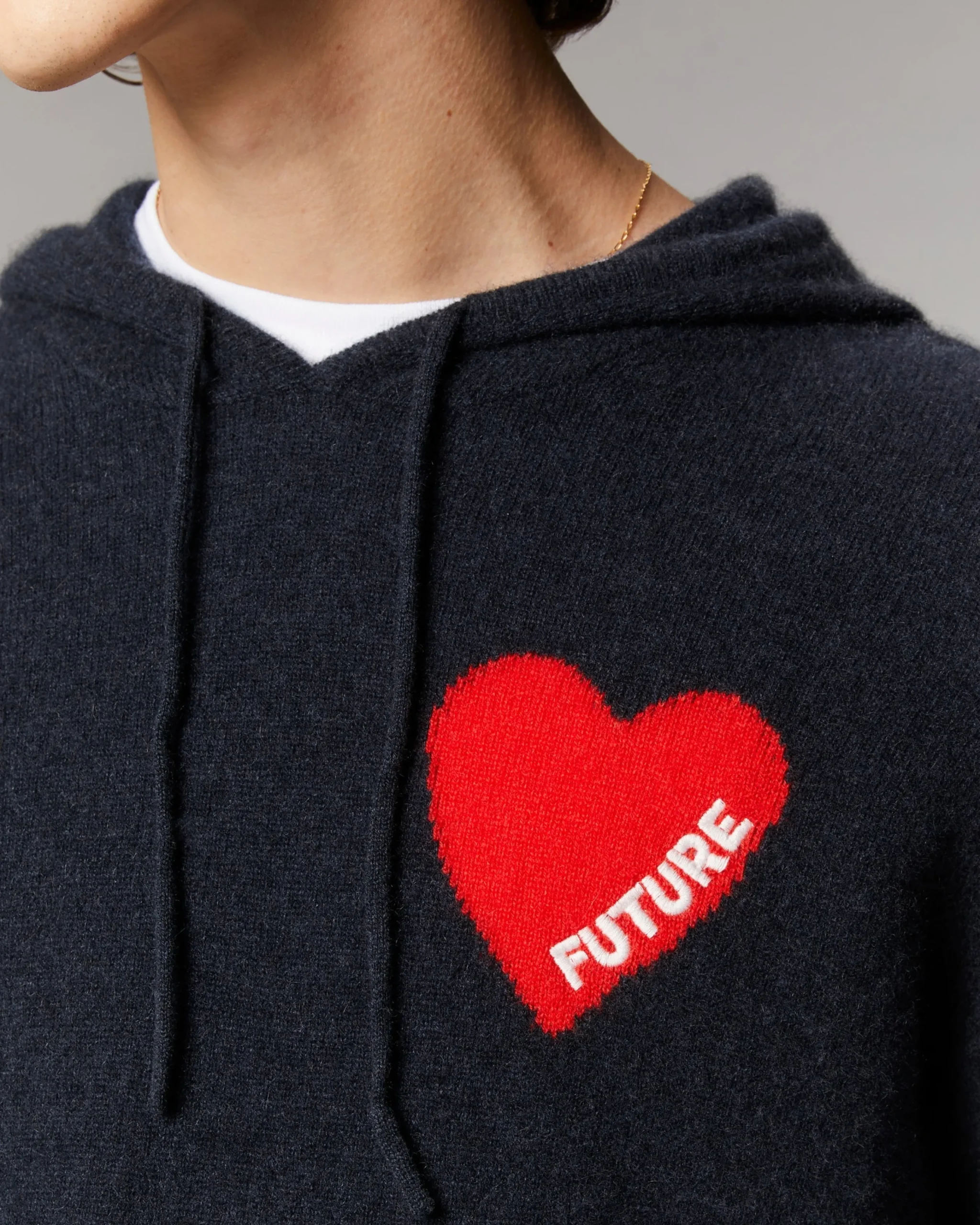 pull_hoodie_coeur_lger_3.webp Pull Hoodie Coeur Léger^FROM FUTURE Best Sale