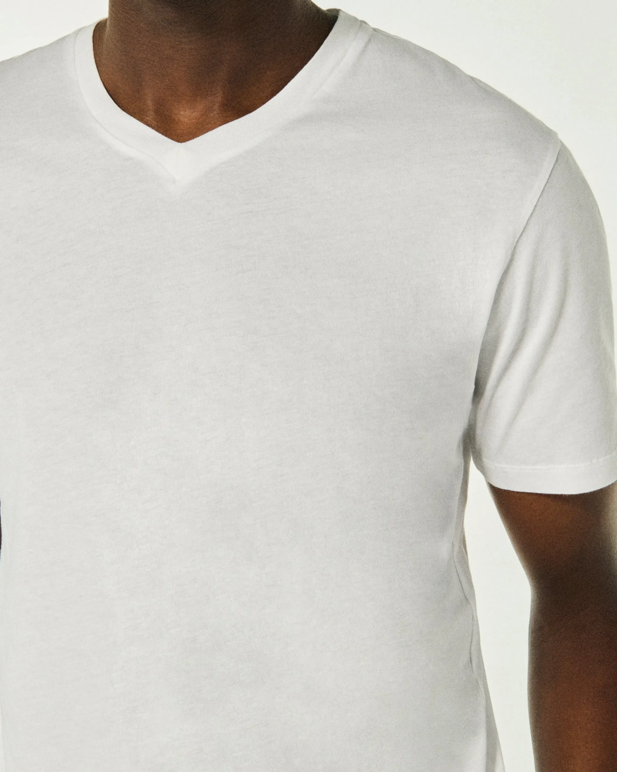 tshirt_col_v_manches_courtes_1-2.webp T-shirt Col V Manches Courtes^FROM FUTURE Flash Sale